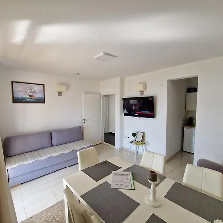 Kristijan Apartment