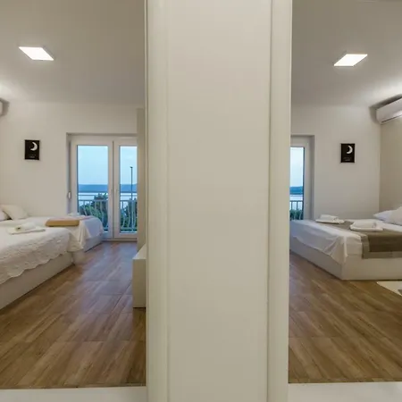 Kristijan Apartment *