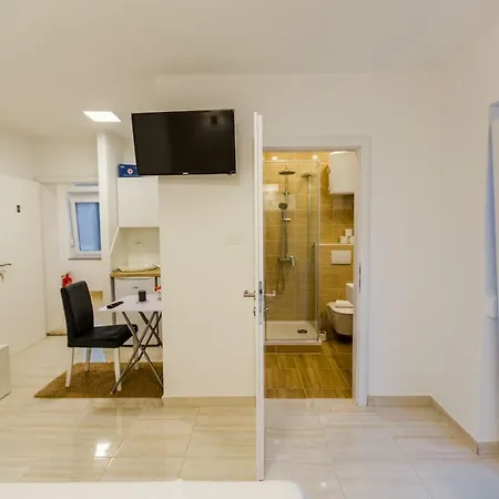 Kristijan Apartment