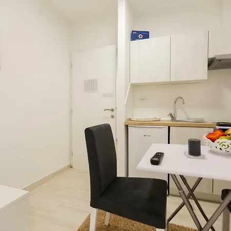 Kristijan Apartment *