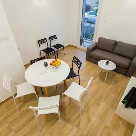 Kristijan Apartment *